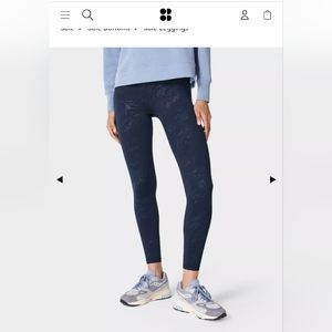 *NWT* Sweaty Betty All Day Embossed Leggings
